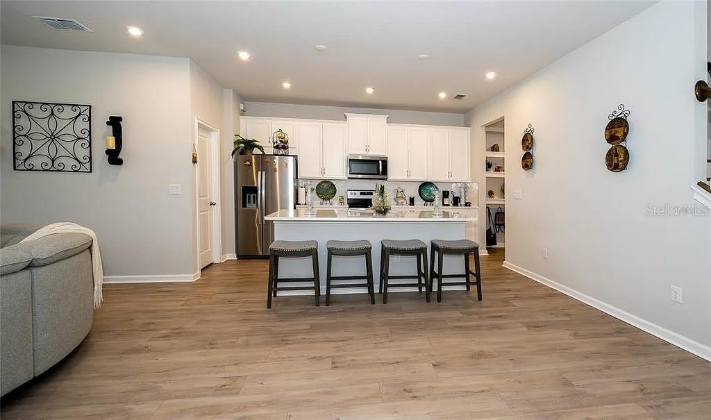 Image 2 of 23 For 26082 Woven Wicker Bend