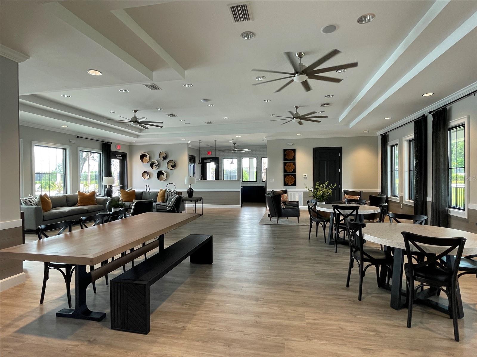 Image 27 of 47 For 36544 Smithfield Ln