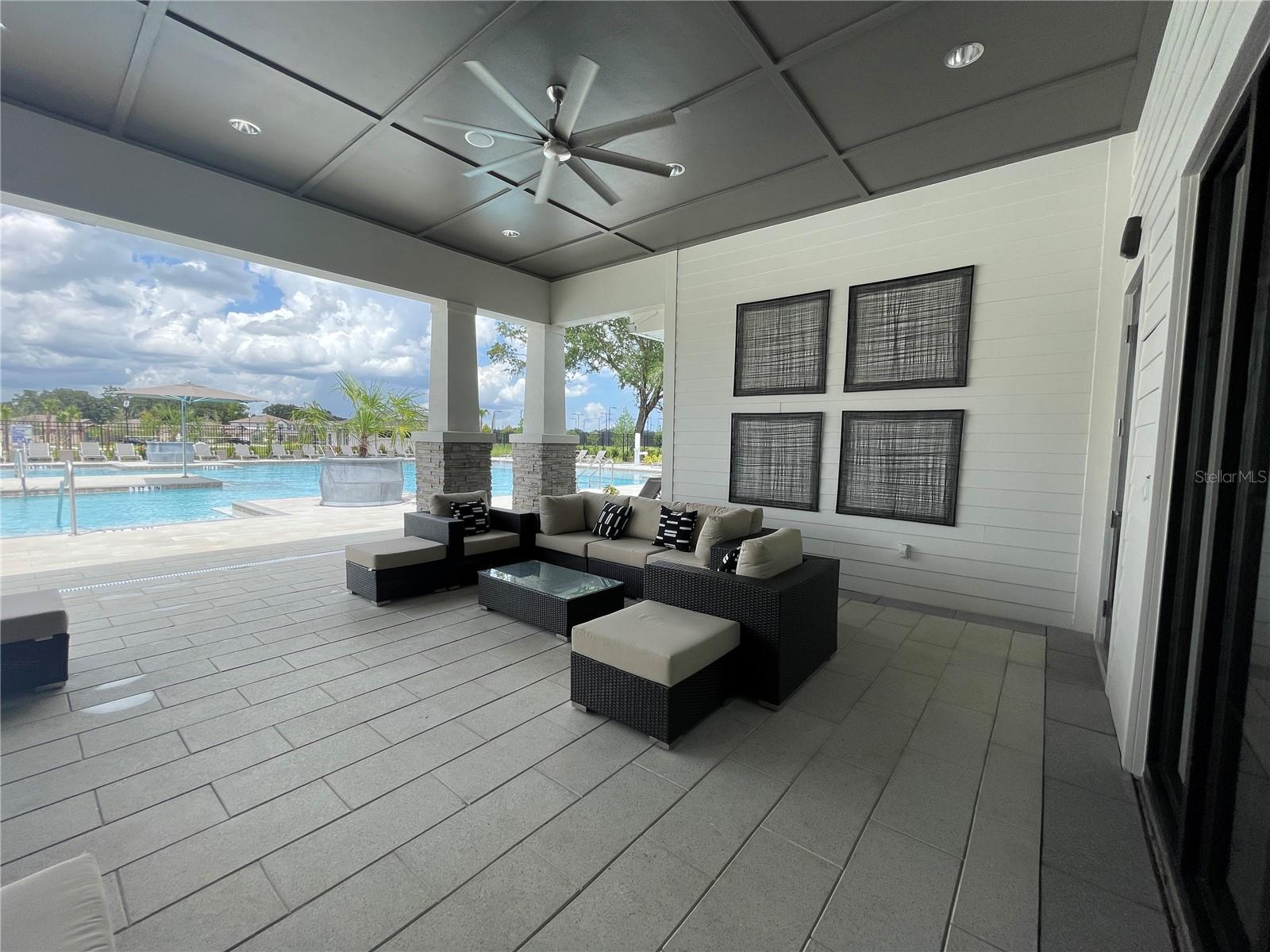 Image 29 of 47 For 36544 Smithfield Ln