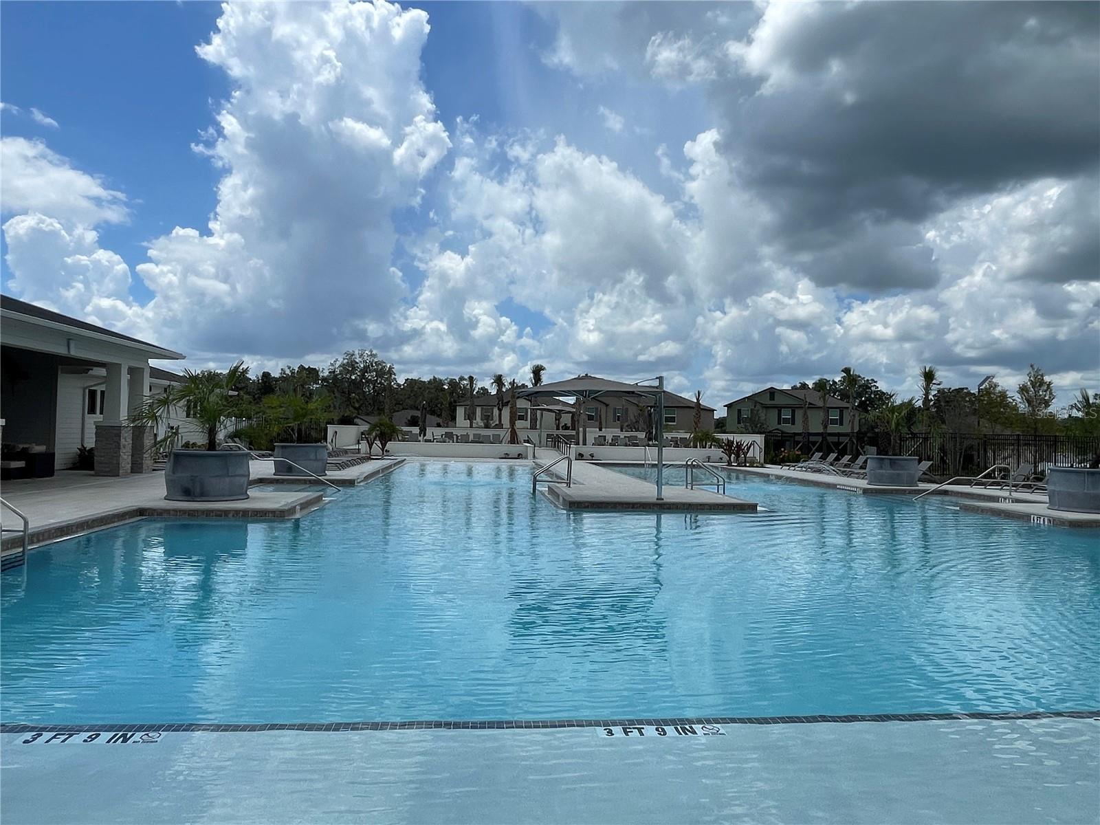 Image 31 of 47 For 36544 Smithfield Ln