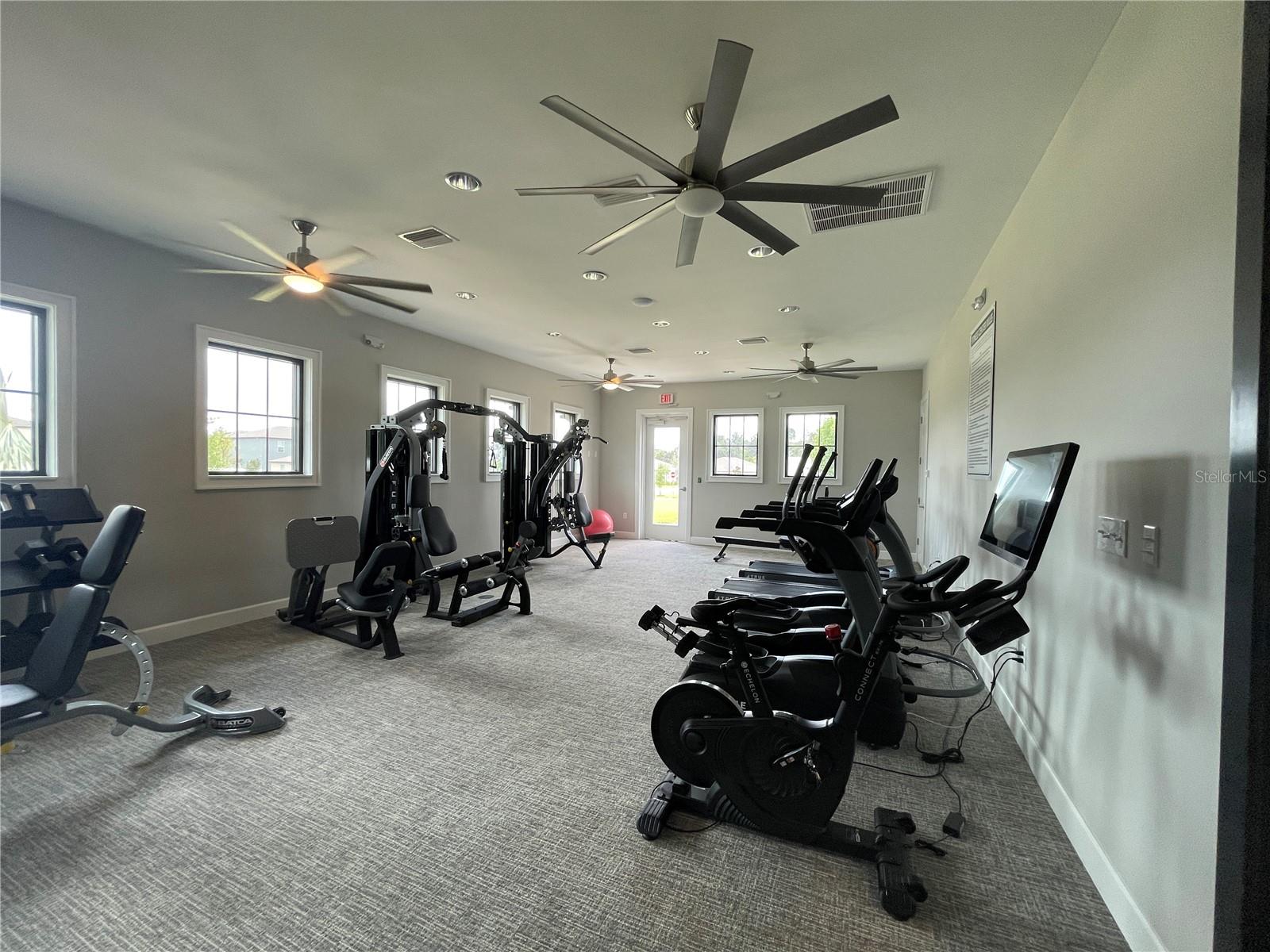 Image 36 of 47 For 36544 Smithfield Ln