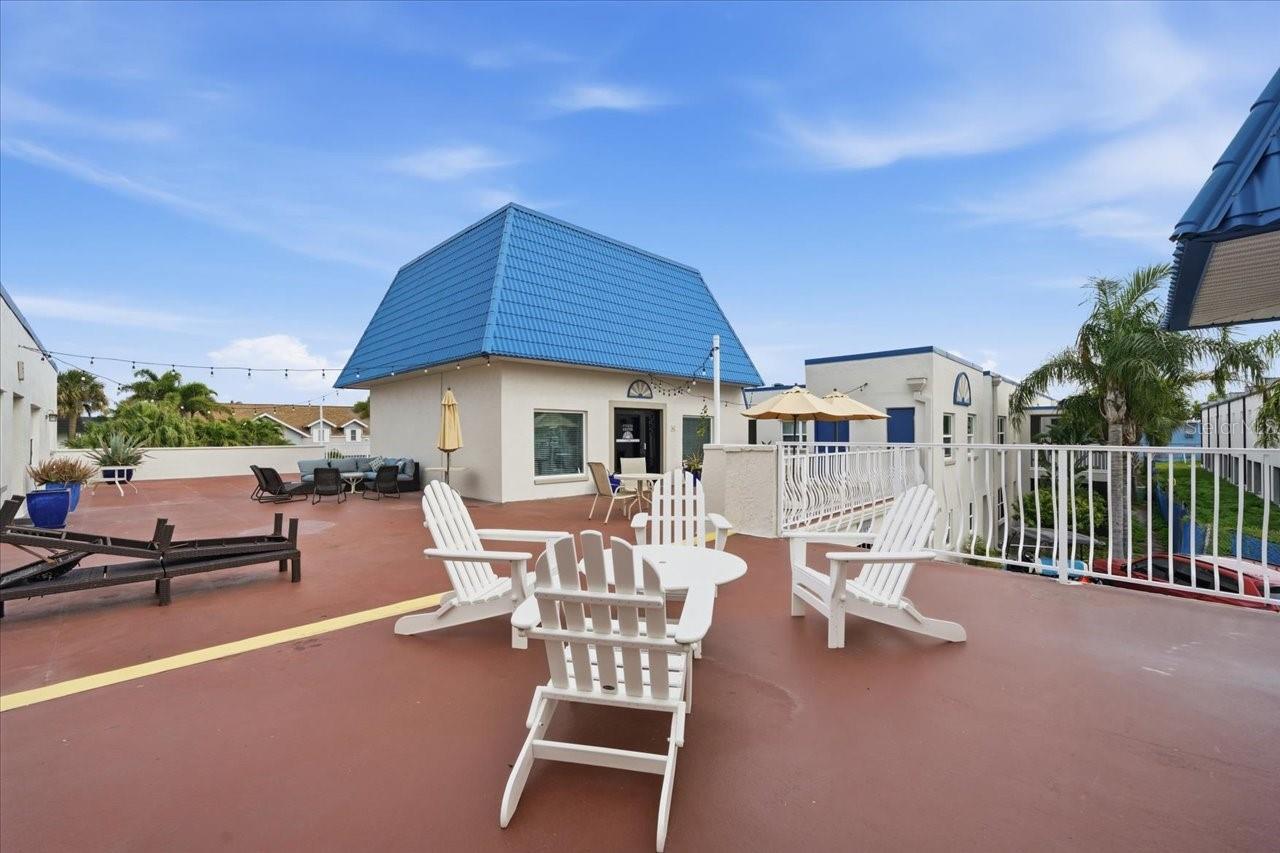 Image 38 of 44 For 17035 Gulf Boulevard 118