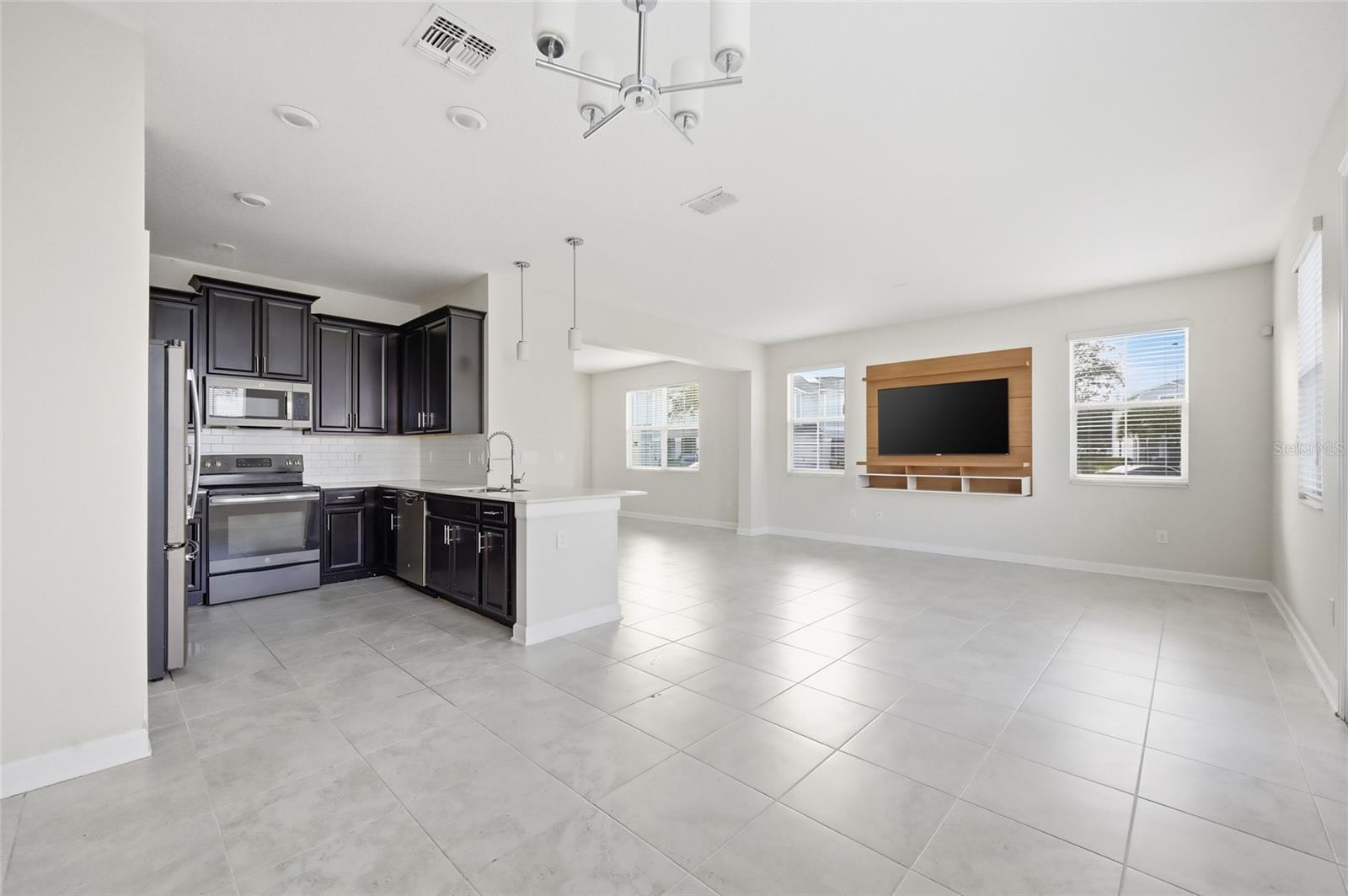 Image 10 of 25 For 4723 Tribute Trail