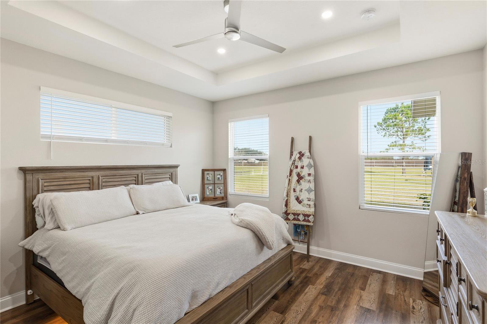 Image 15 of 37 For 32923 Drake Estates Way