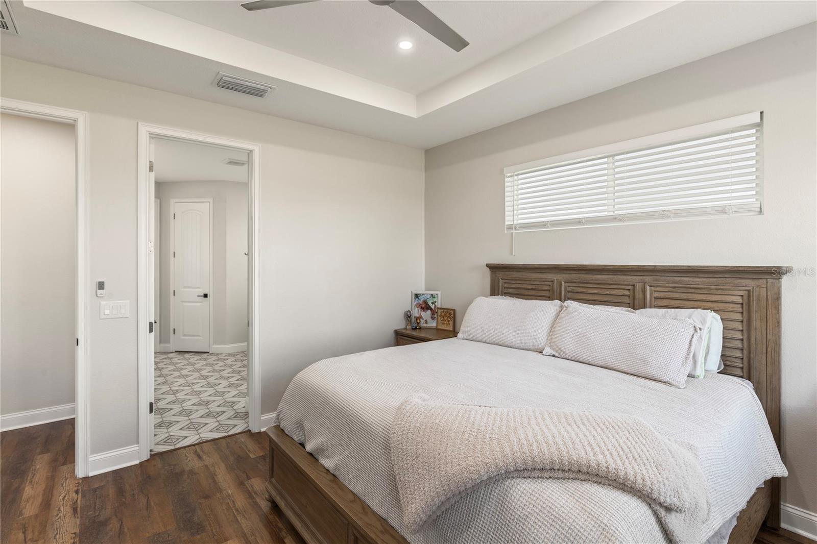 Image 16 of 37 For 32923 Drake Estates Way