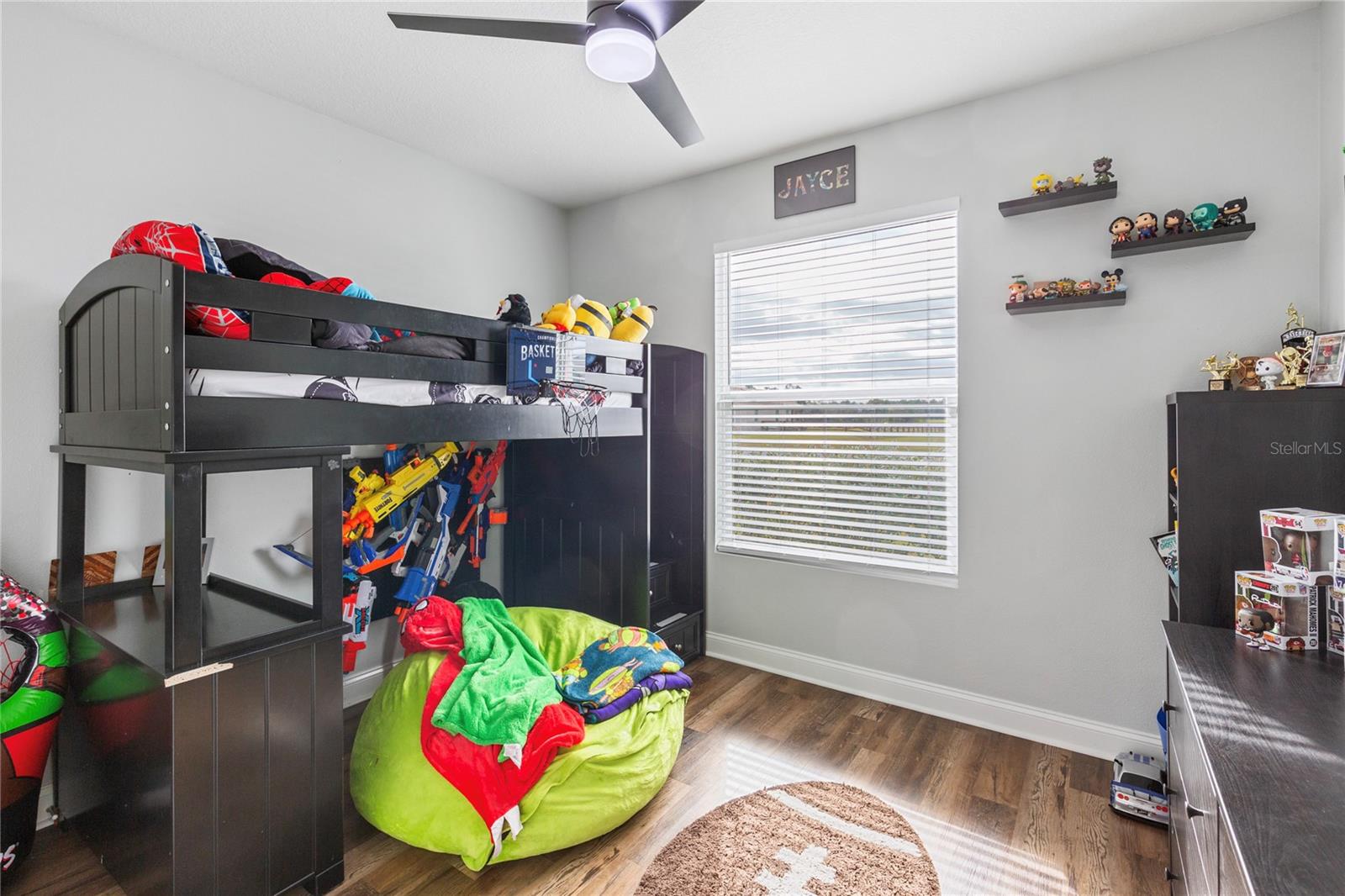 Image 20 of 37 For 32923 Drake Estates Way