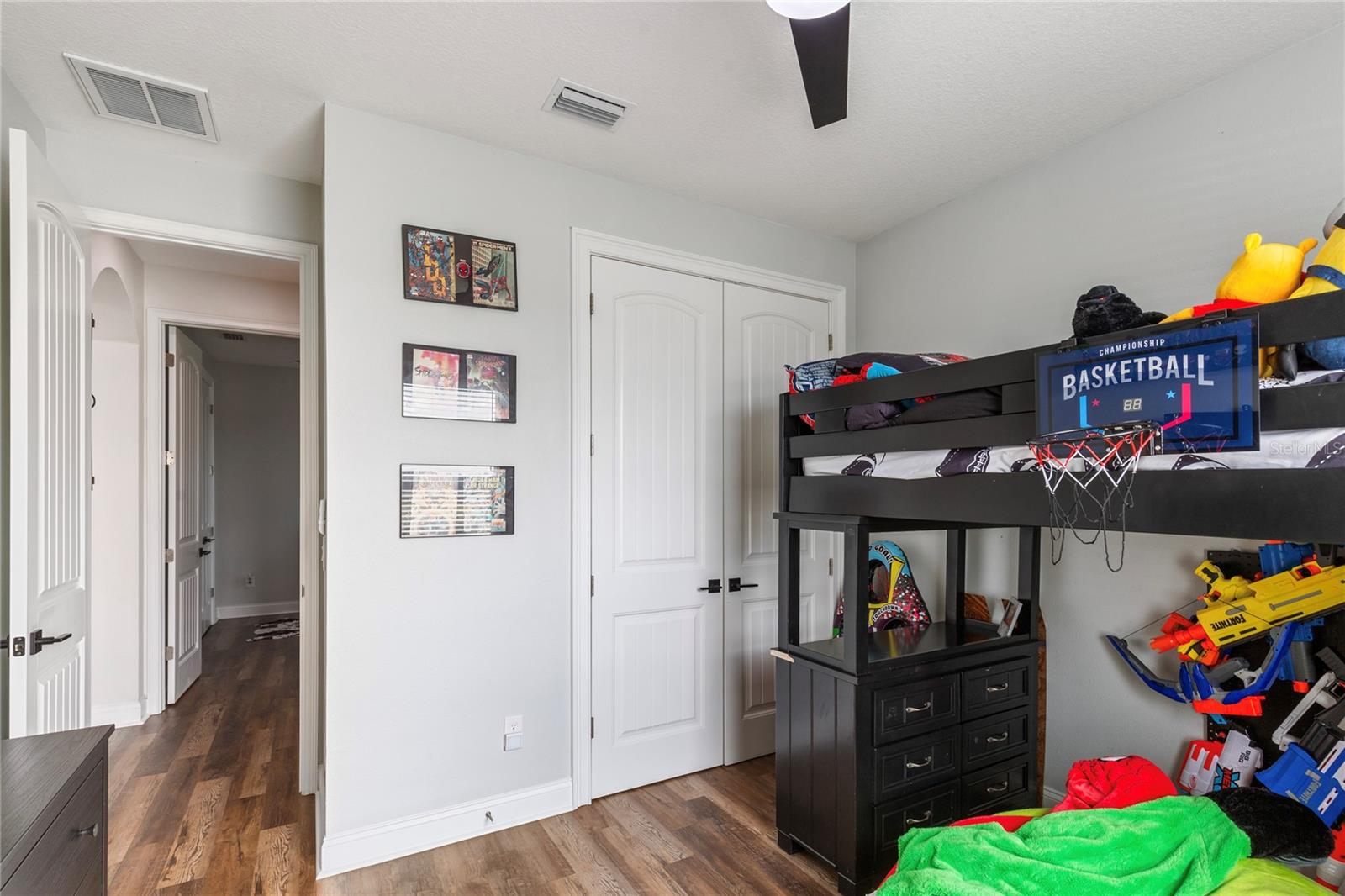 Image 21 of 37 For 32923 Drake Estates Way