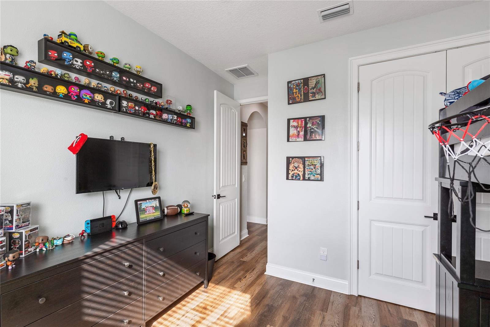 Image 22 of 37 For 32923 Drake Estates Way