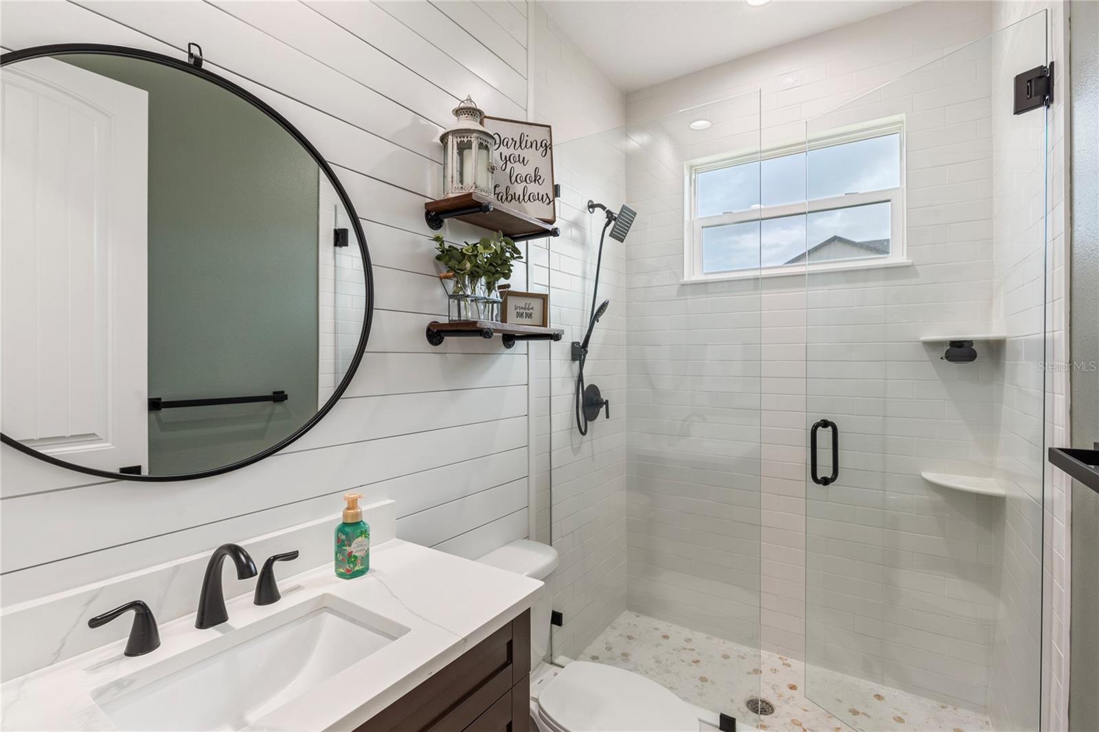 Image 23 of 37 For 32923 Drake Estates Way