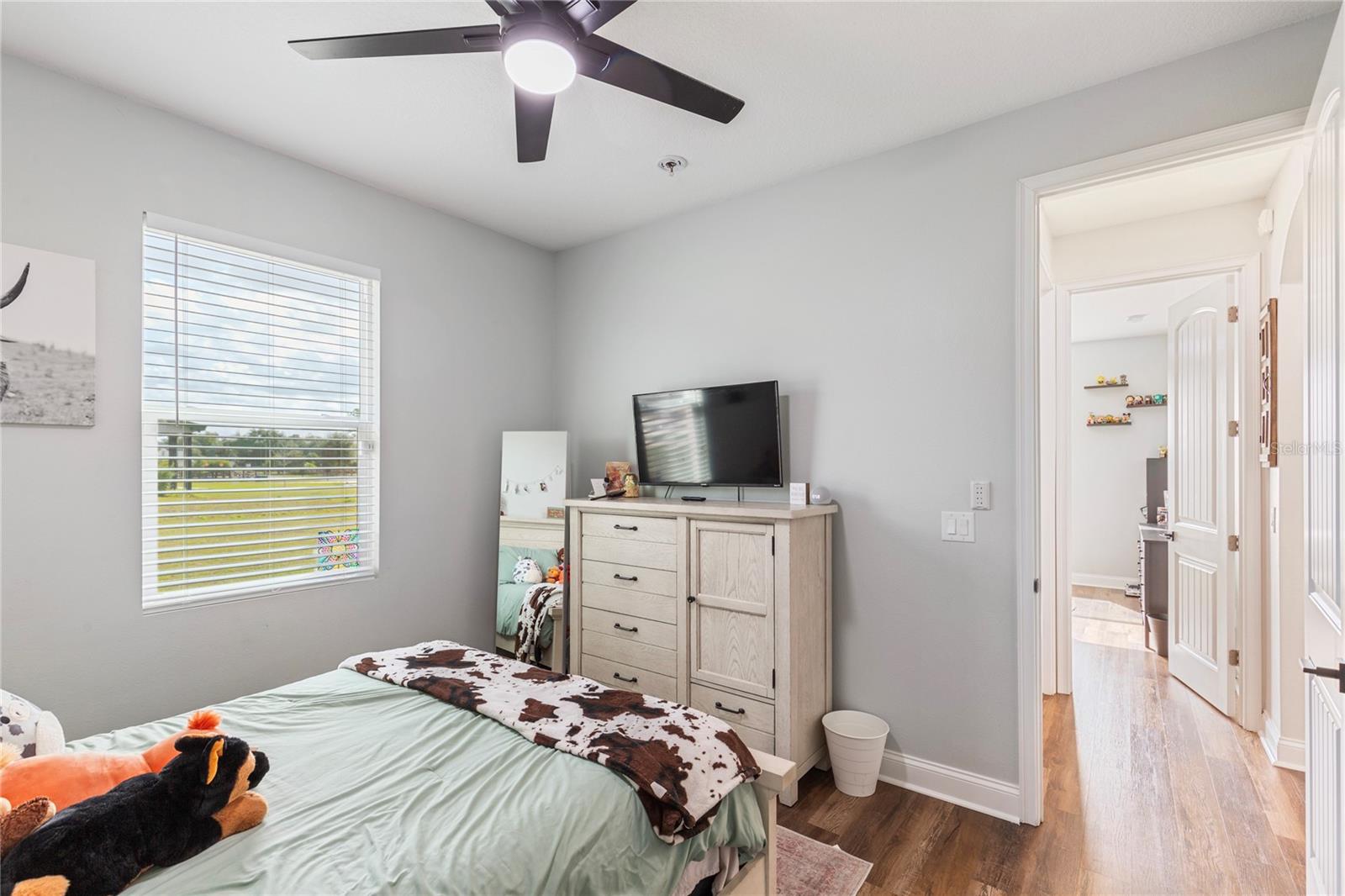 Image 25 of 37 For 32923 Drake Estates Way