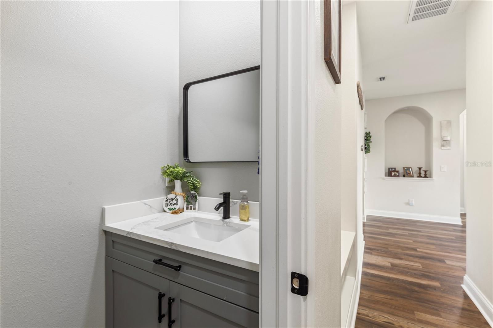 Image 27 of 37 For 32923 Drake Estates Way