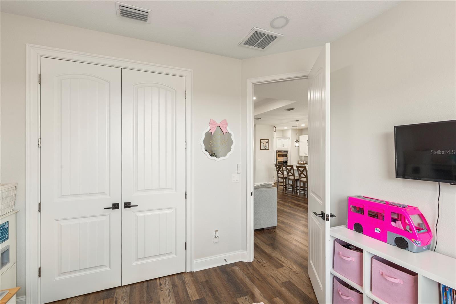 Image 29 of 37 For 32923 Drake Estates Way