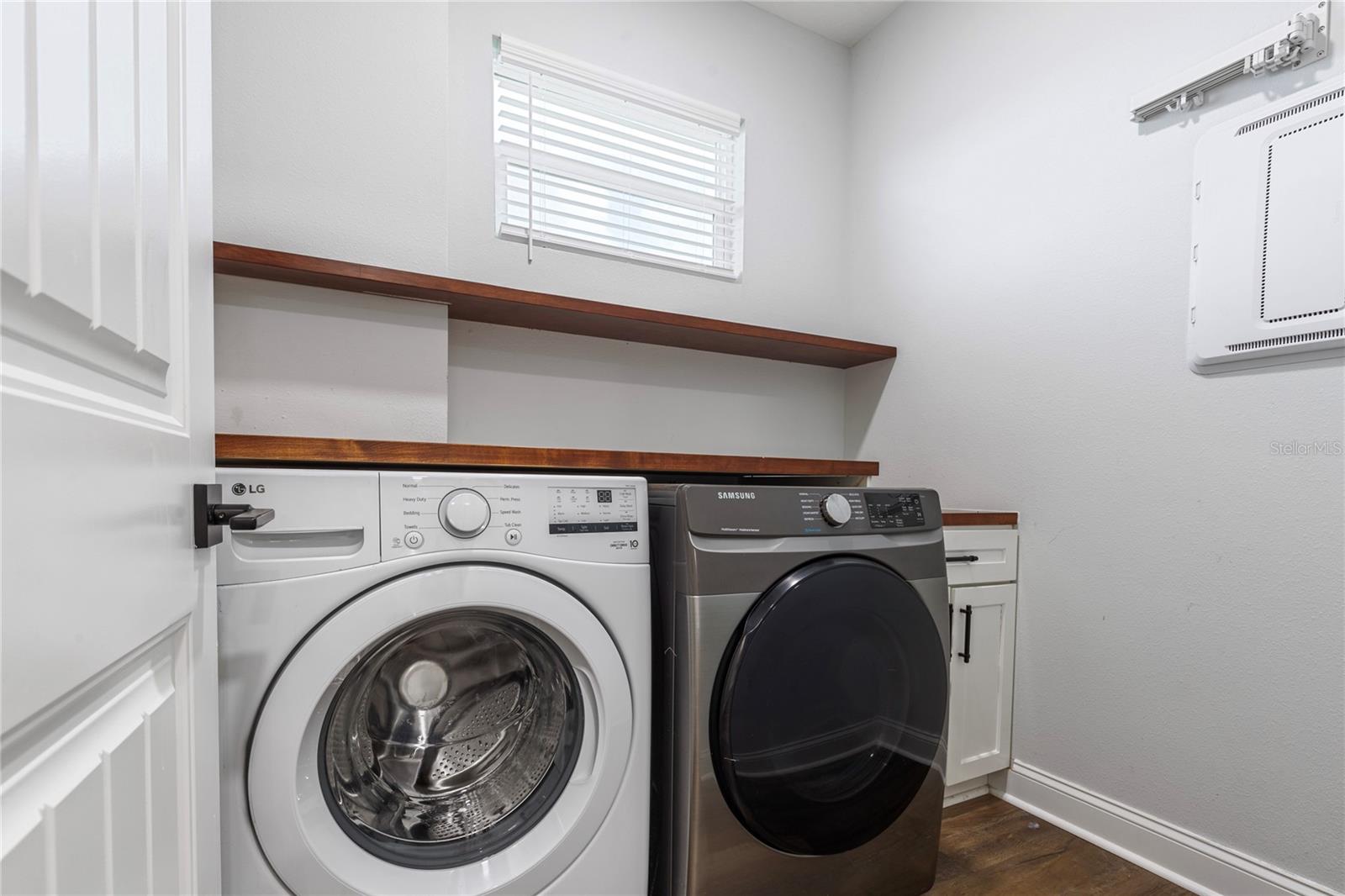 Image 30 of 37 For 32923 Drake Estates Way