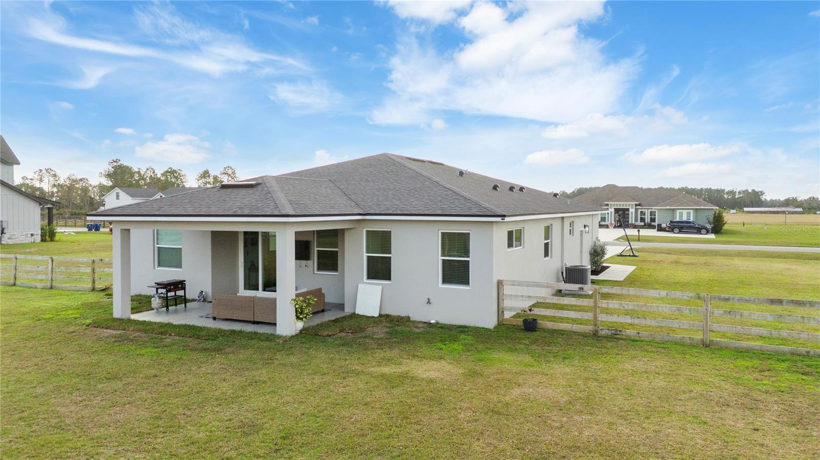 Image 33 of 37 For 32923 Drake Estates Way