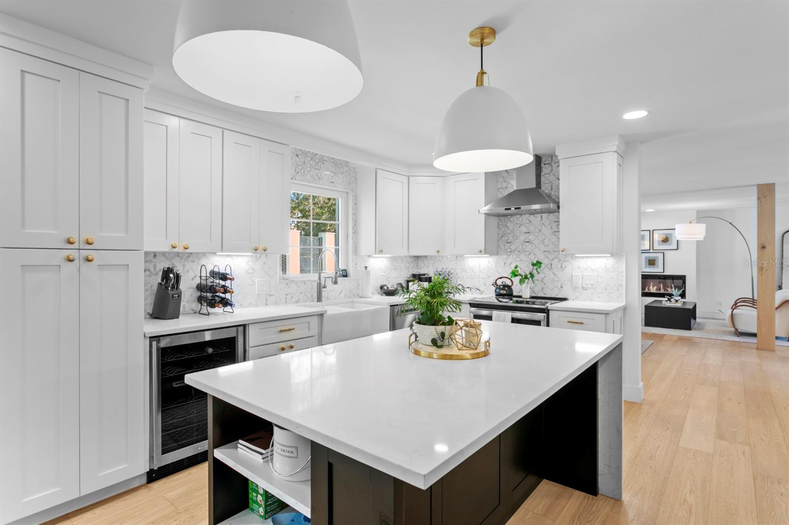 Image 10 of 65 For 4911 Bay Way Place