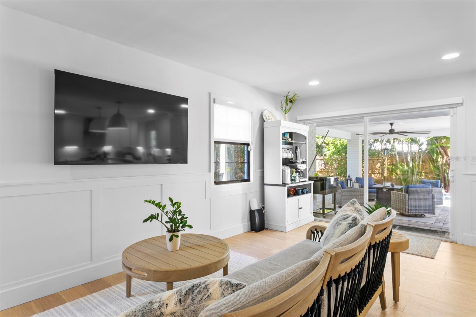 Image 15 of 65 For 4911 Bay Way Place