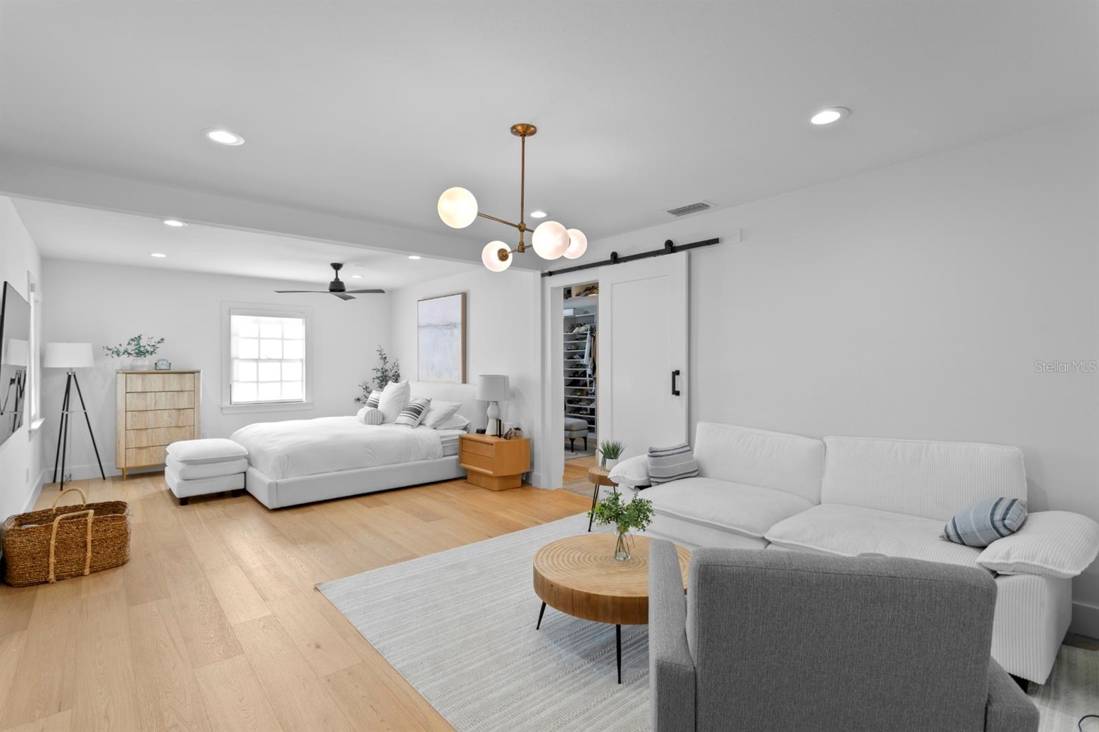 Image 38 of 65 For 4911 Bay Way Place