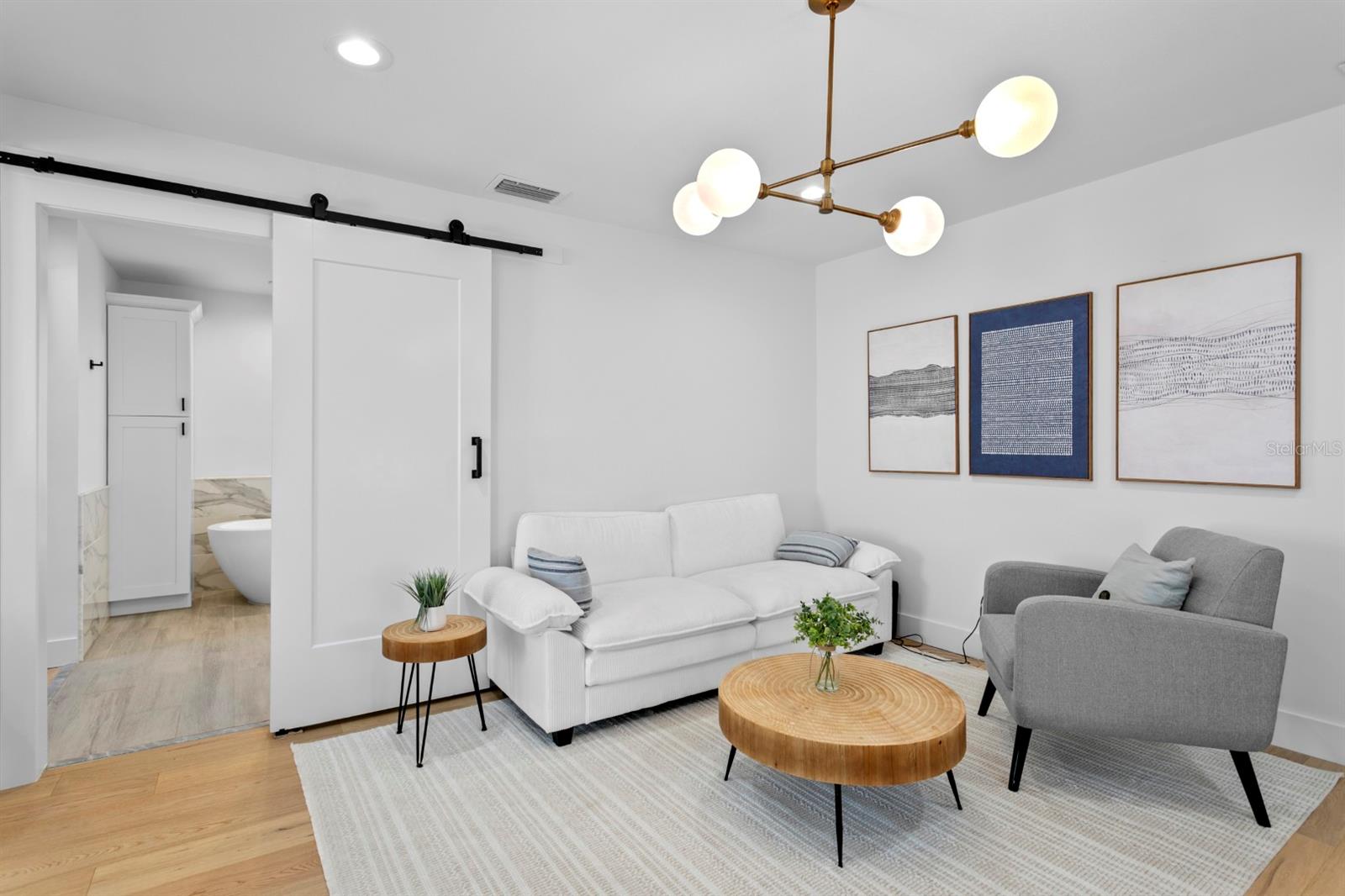 Image 42 of 65 For 4911 Bay Way Place