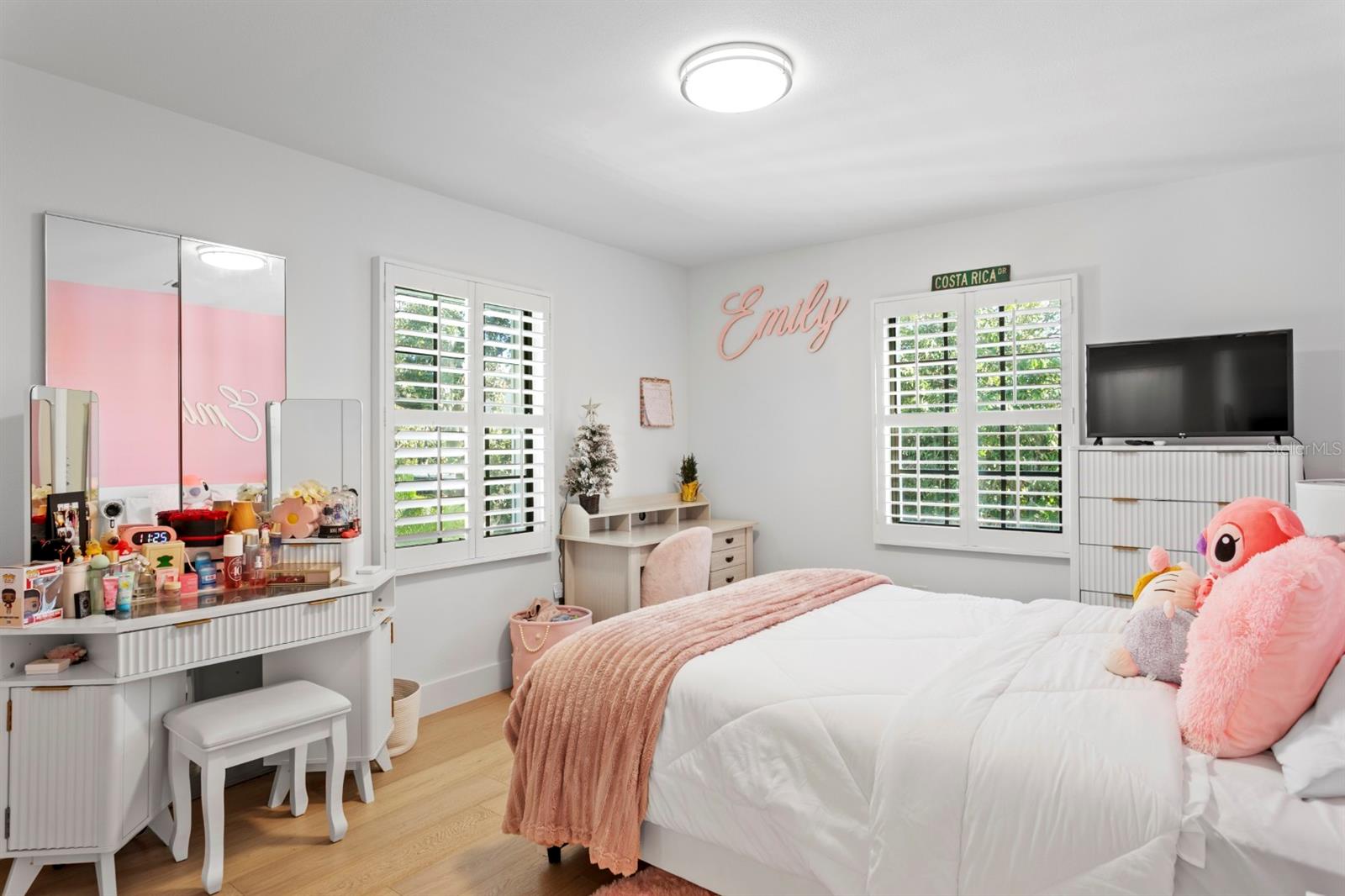 Image 46 of 65 For 4911 Bay Way Place