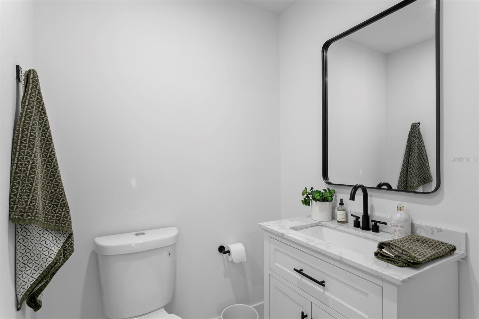 Image 53 of 65 For 4911 Bay Way Place