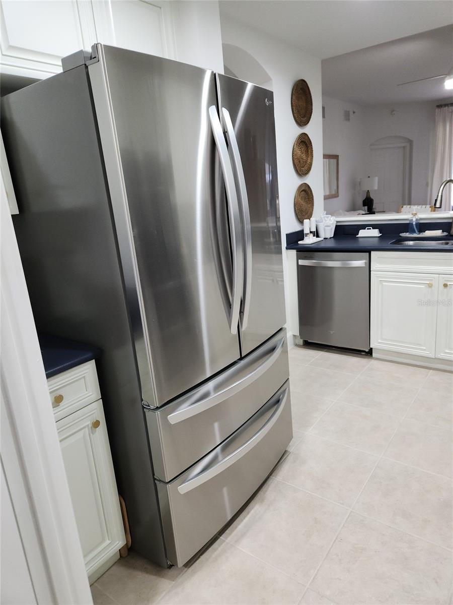 Image 10 of 33 For 17298 Acapulco Road 512