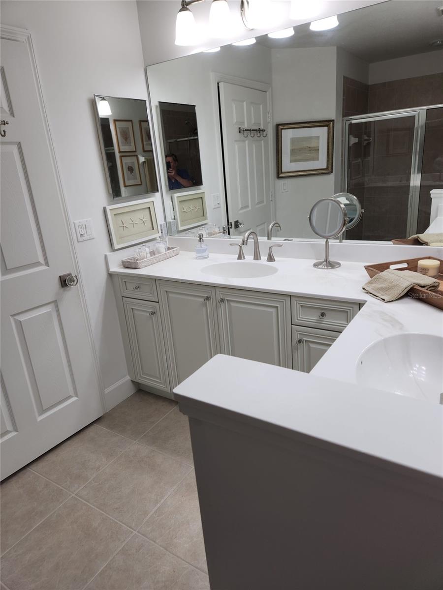 Image 17 of 33 For 17298 Acapulco Road 512