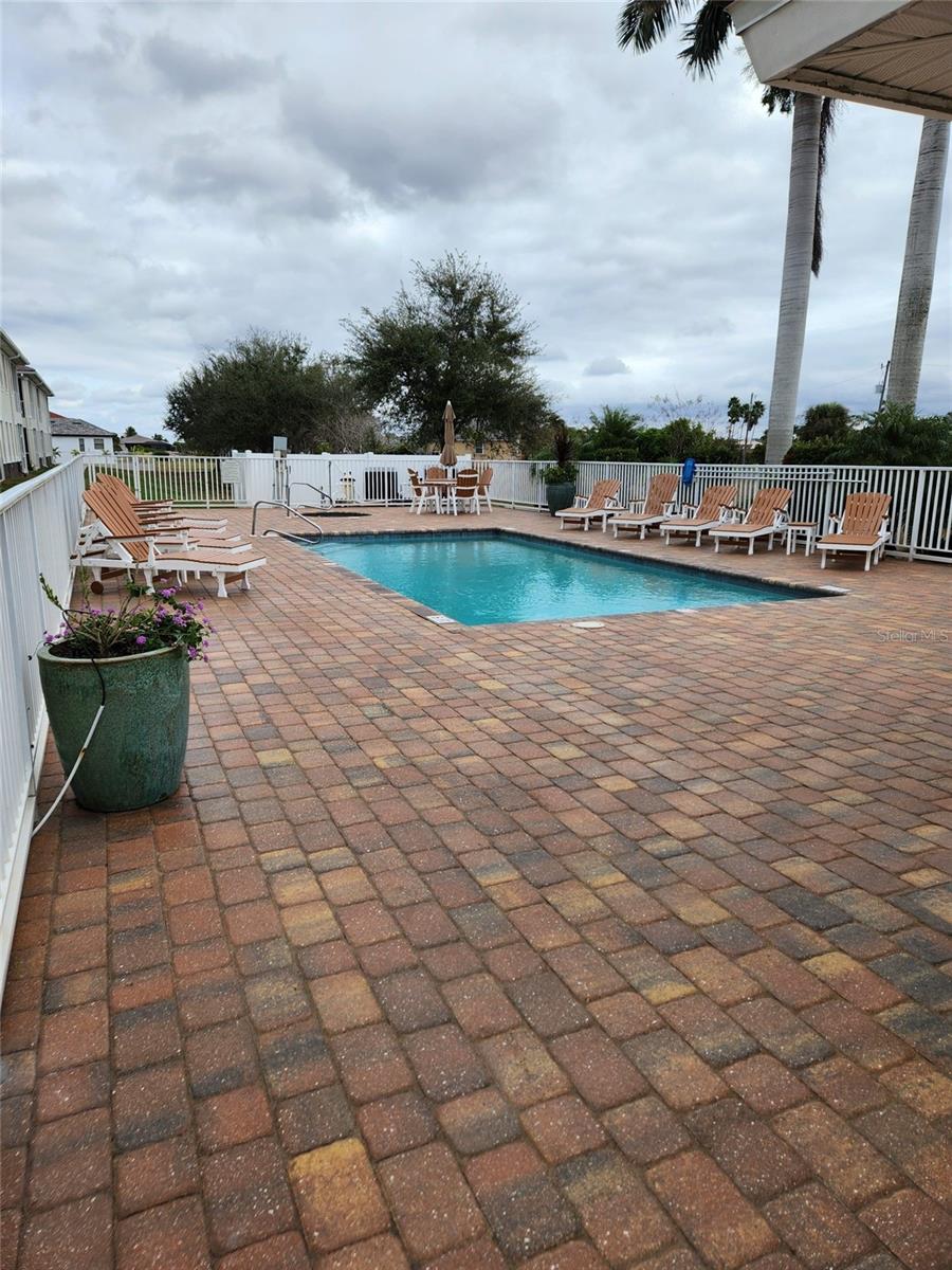 Image 28 of 33 For 17298 Acapulco Road 512