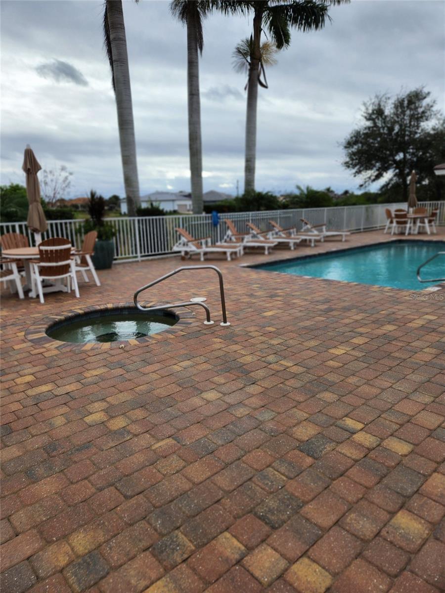 Image 29 of 33 For 17298 Acapulco Road 512