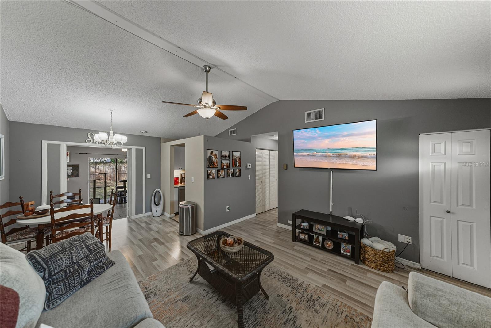 Image 10 of 31 For 3229 Seven Springs Boulevard