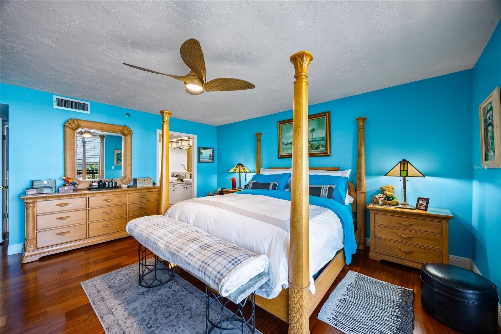 Image 22 of 56 For 1600 Gulf Boulevard 618