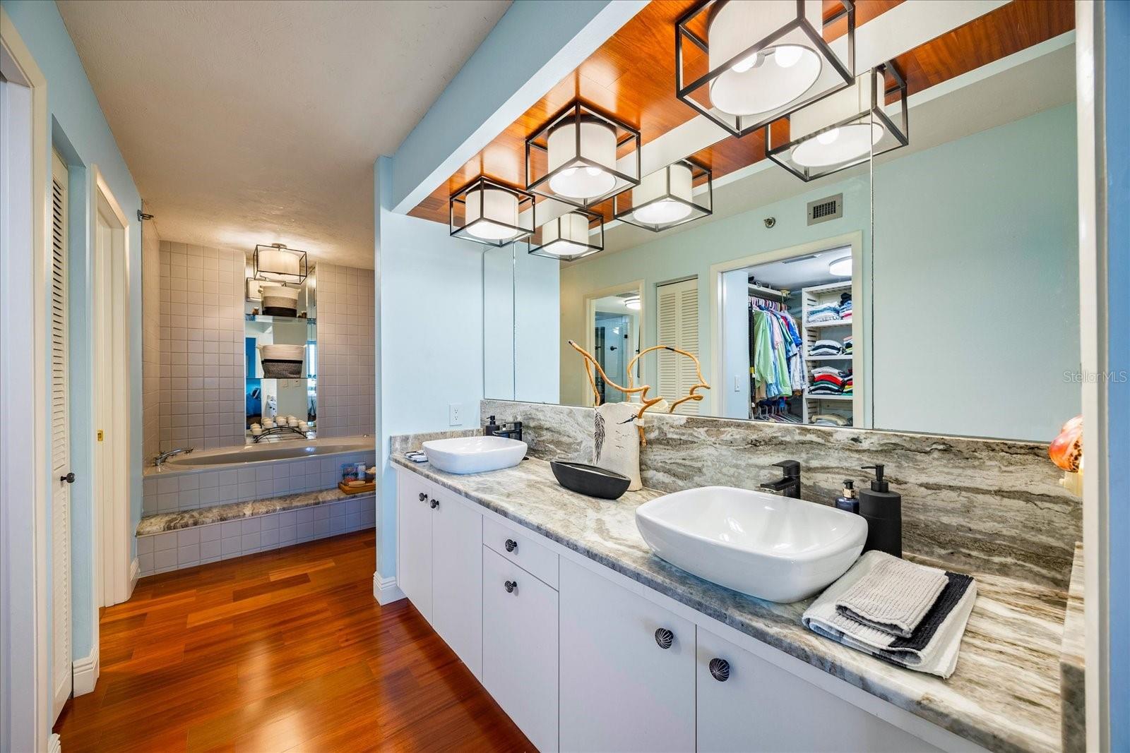 Image 24 of 56 For 1600 Gulf Boulevard 618