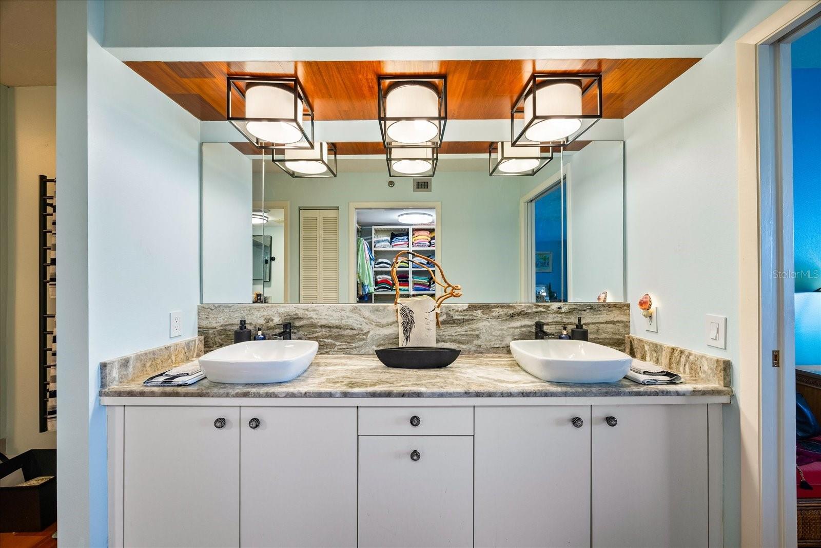 Image 25 of 56 For 1600 Gulf Boulevard 618