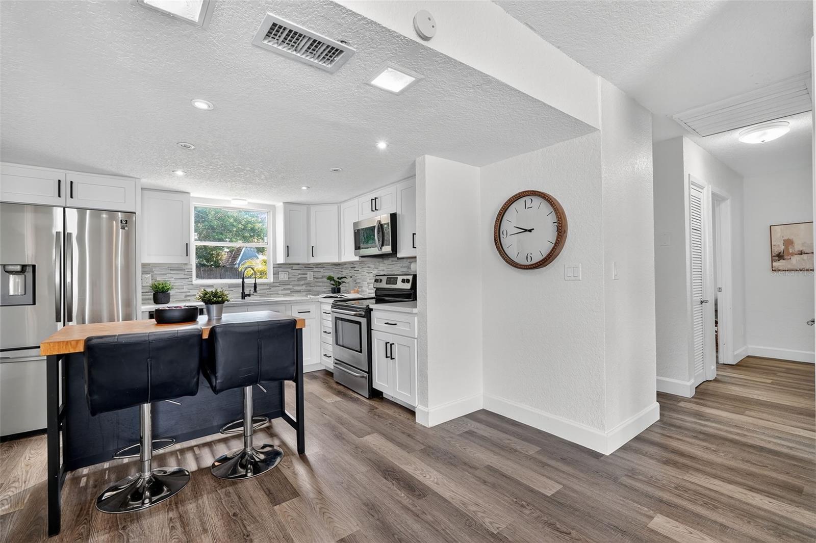 Image 13 of 35 For 11119 Temple Avenue