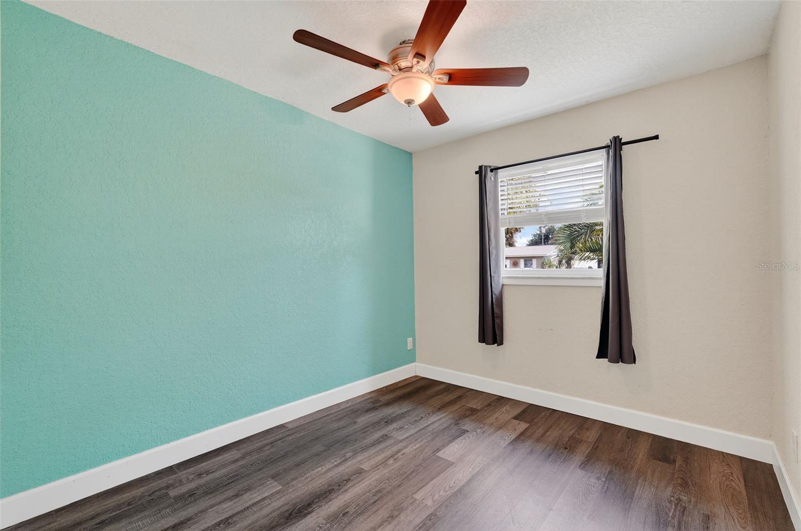 Image 18 of 35 For 11119 Temple Avenue