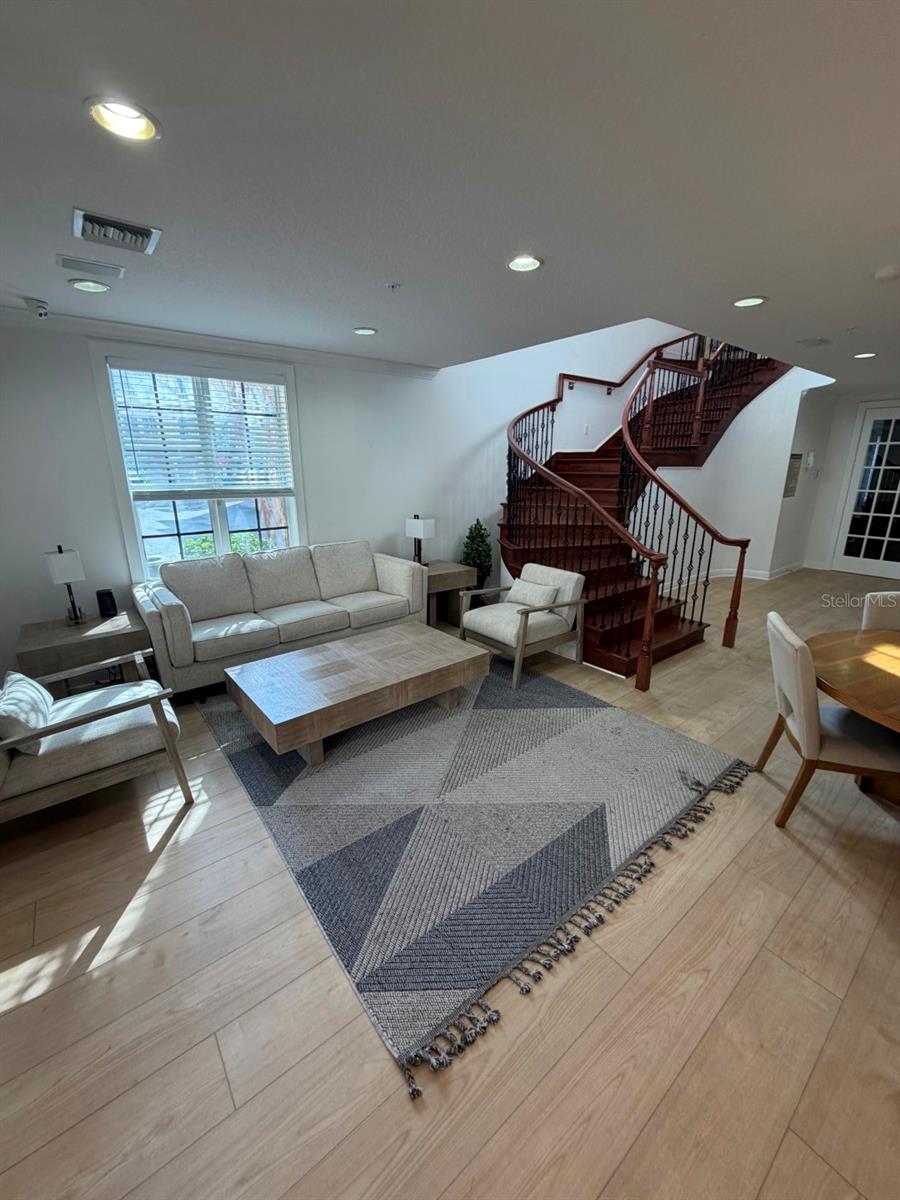 Image 24 of 28 For 5220 Kennedy Boulevard