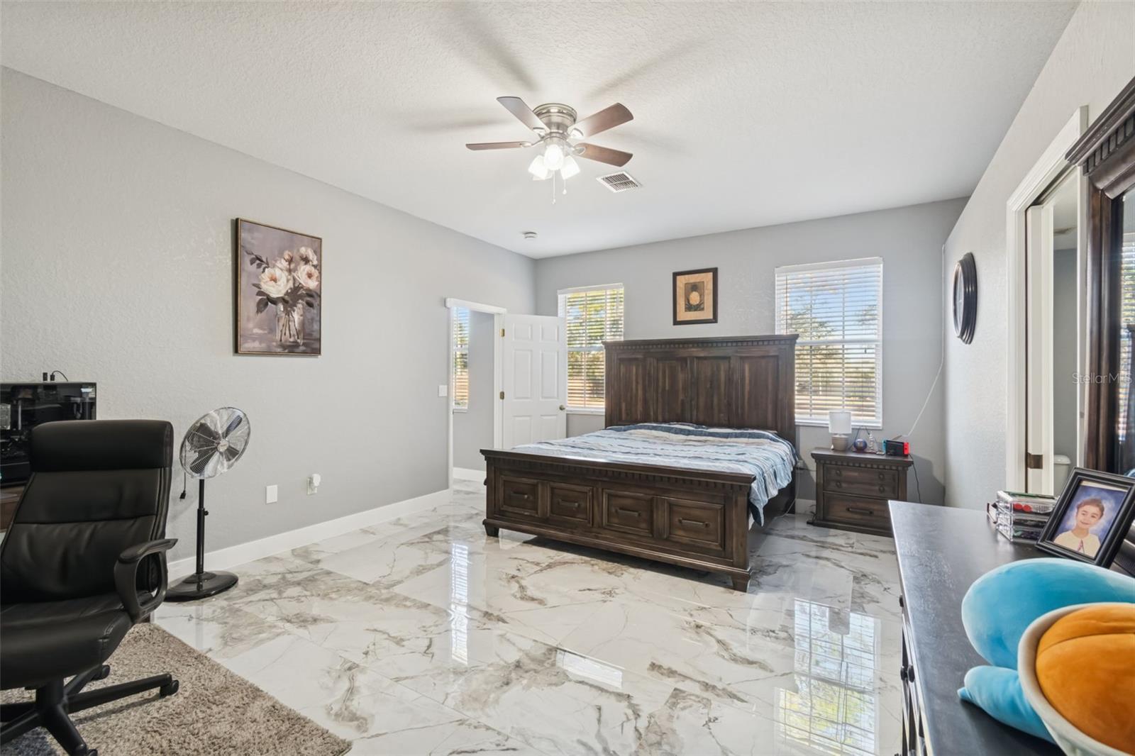 Image 16 of 56 For 9078 Birmingham Avenue