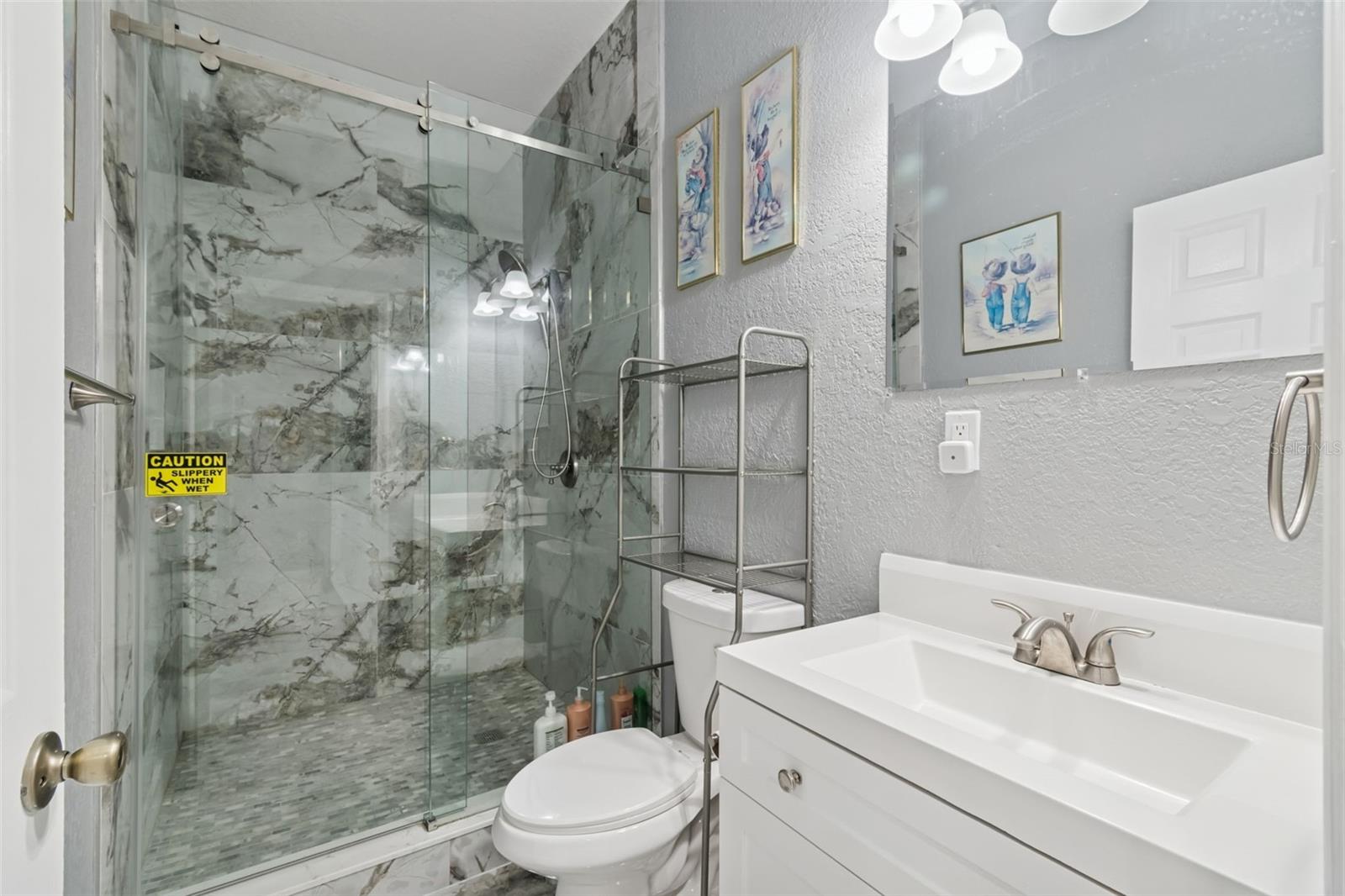 Image 27 of 56 For 9078 Birmingham Avenue