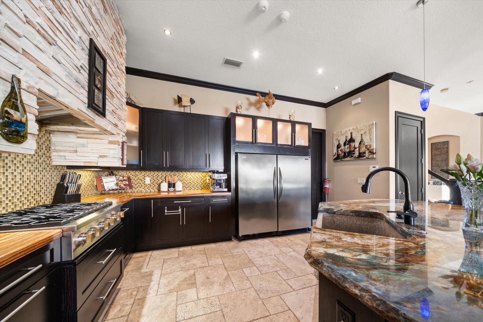 Image 18 of 63 For 108 Bayside Drive