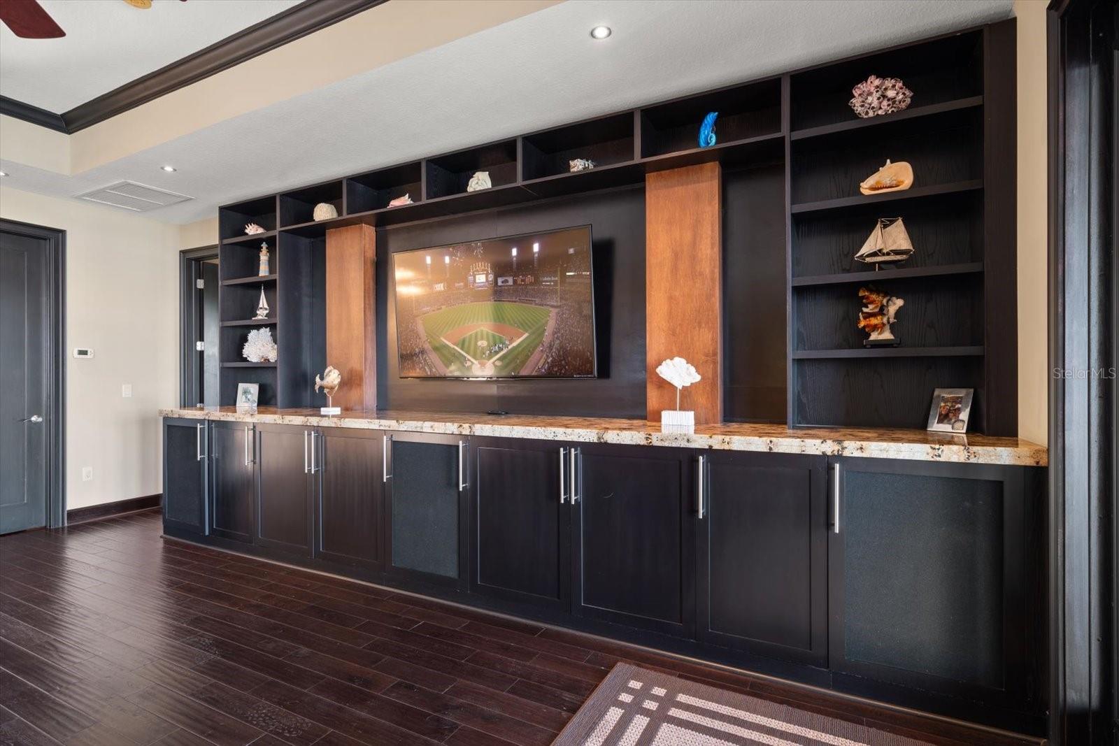 Image 32 of 63 For 108 Bayside Drive