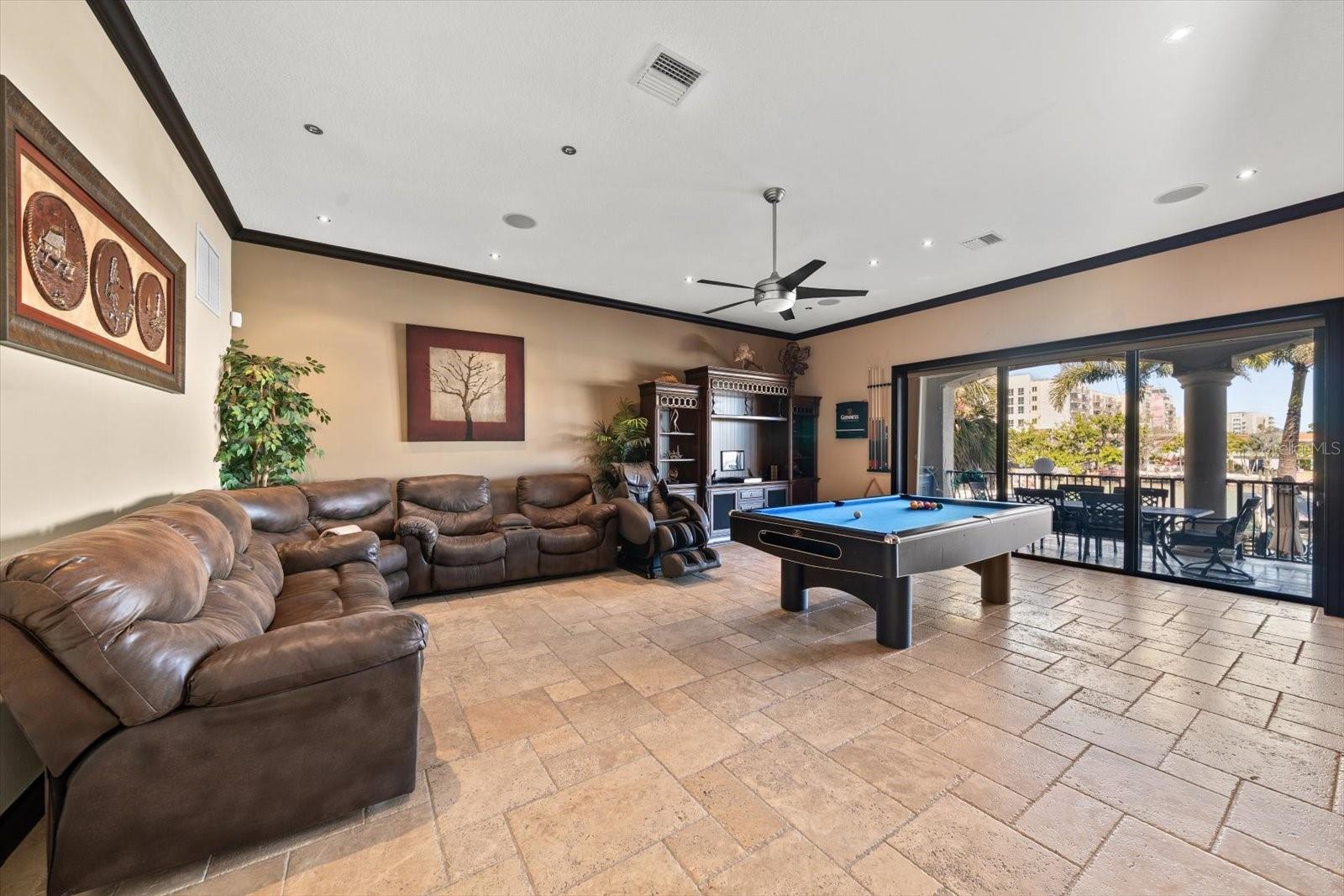 Image 6 of 63 For 108 Bayside Drive