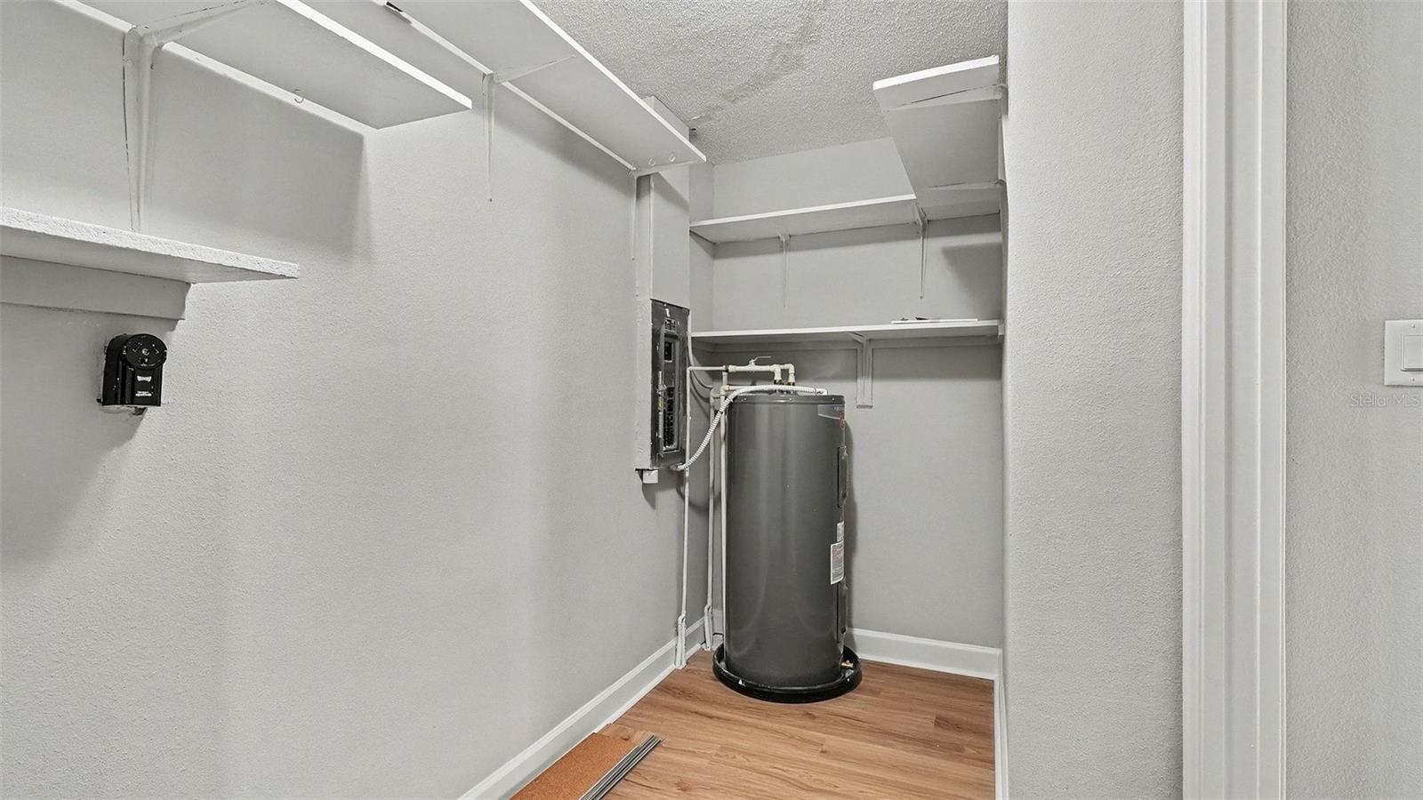 Image 24 of 30 For 11616 Kingfisher Court 180