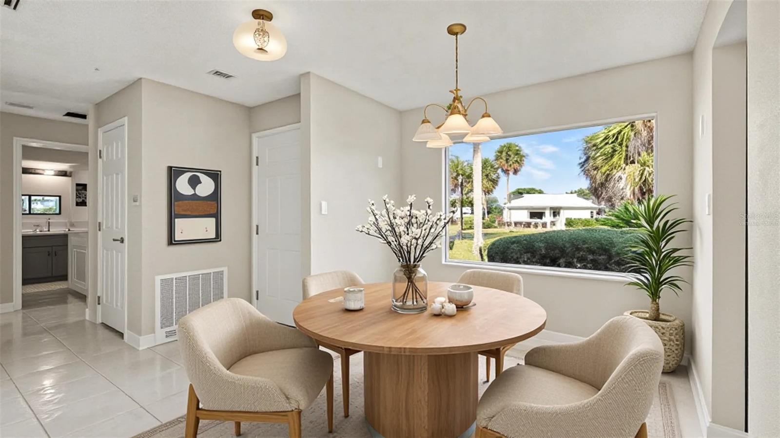 Image 4 of 30 For 11616 Kingfisher Court 180