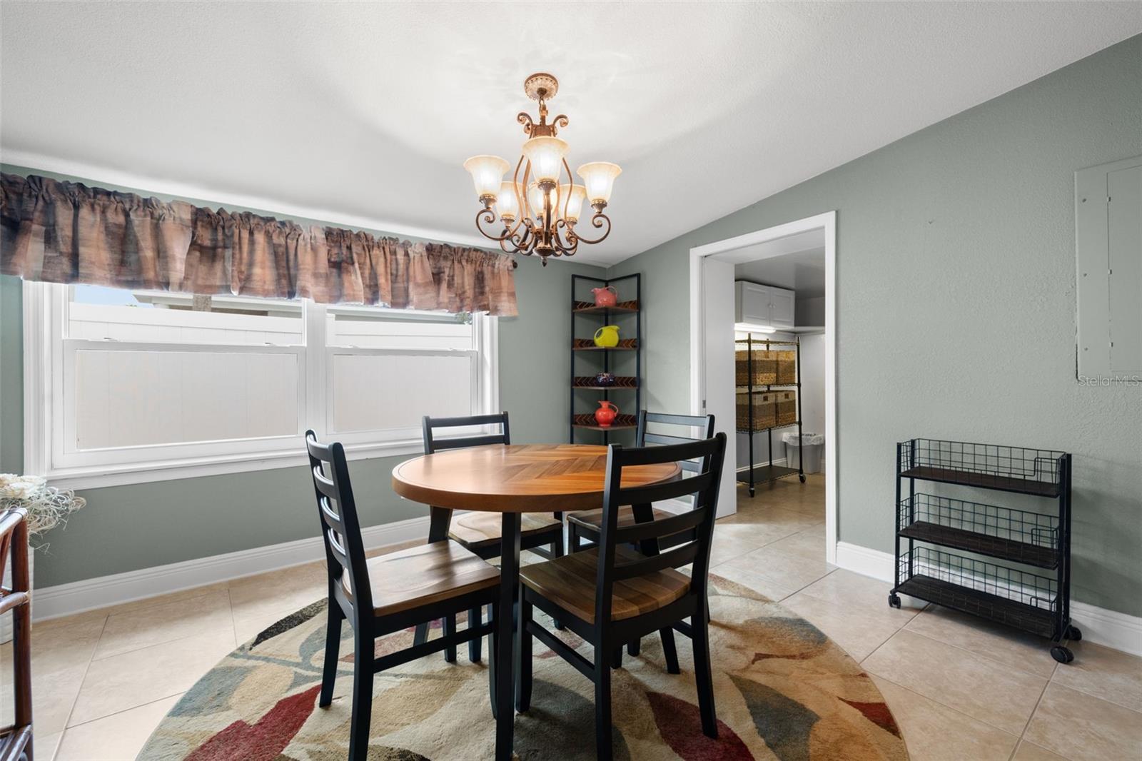 Image 18 of 37 For 7285 14th Avenue S