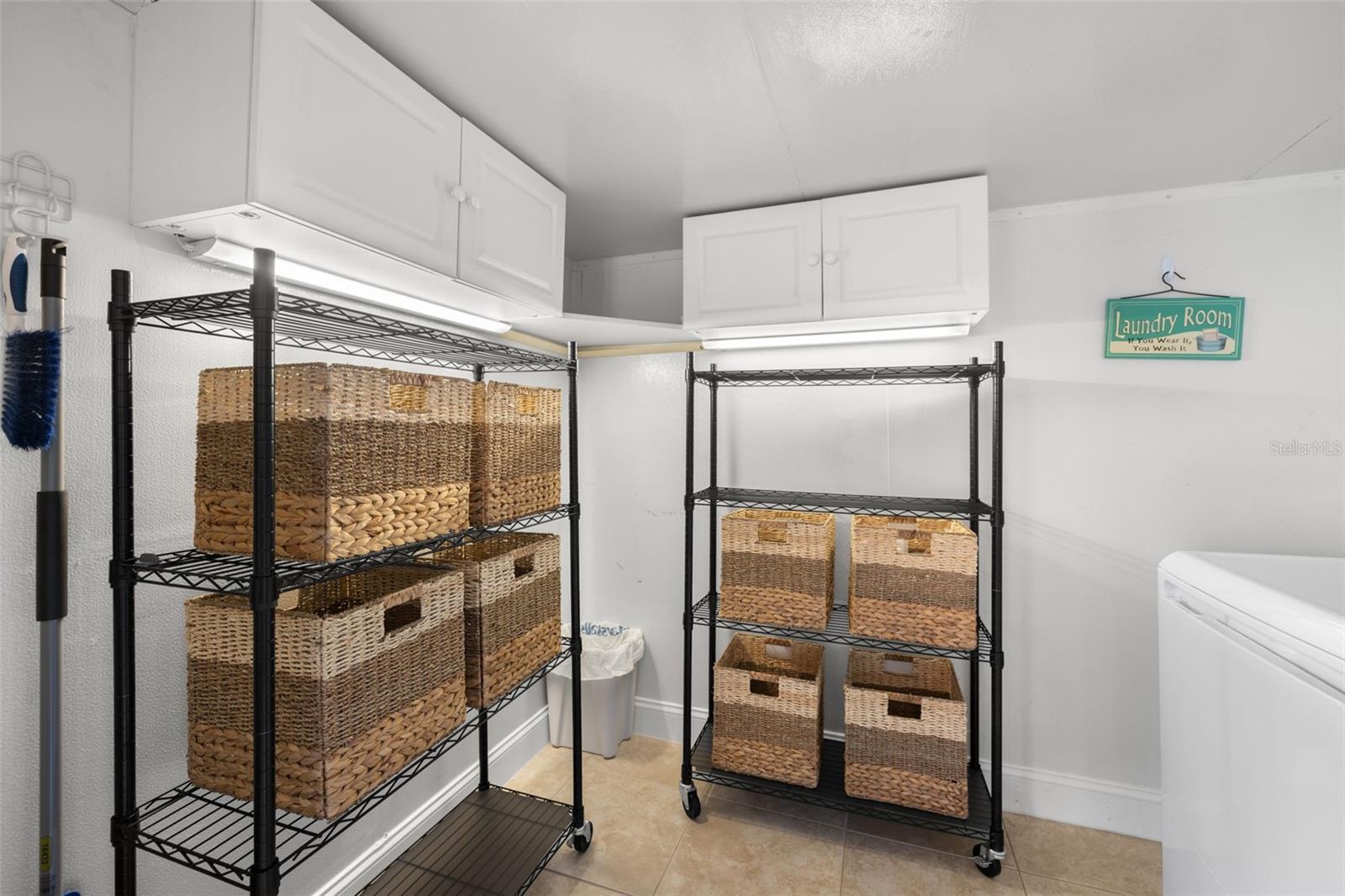 Image 19 of 37 For 7285 14th Avenue S