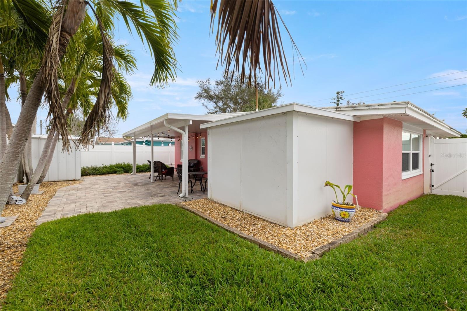 Image 26 of 37 For 7285 14th Avenue S