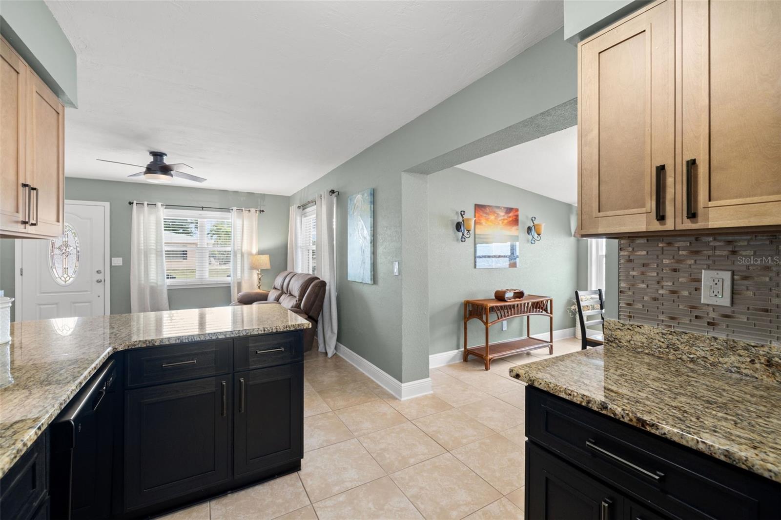 Image 9 of 37 For 7285 14th Avenue S