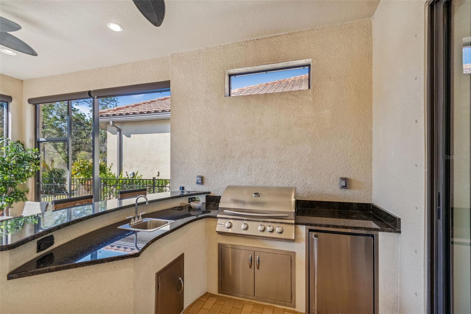 Image 12 of 76 For 8551 Grand Alberato Road