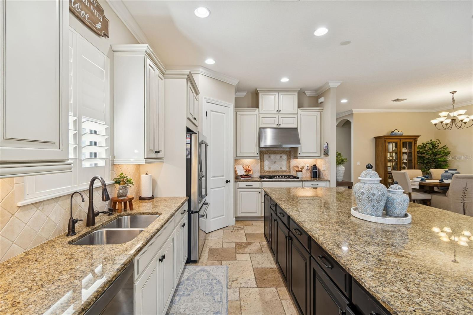 Image 39 of 76 For 8551 Grand Alberato Road