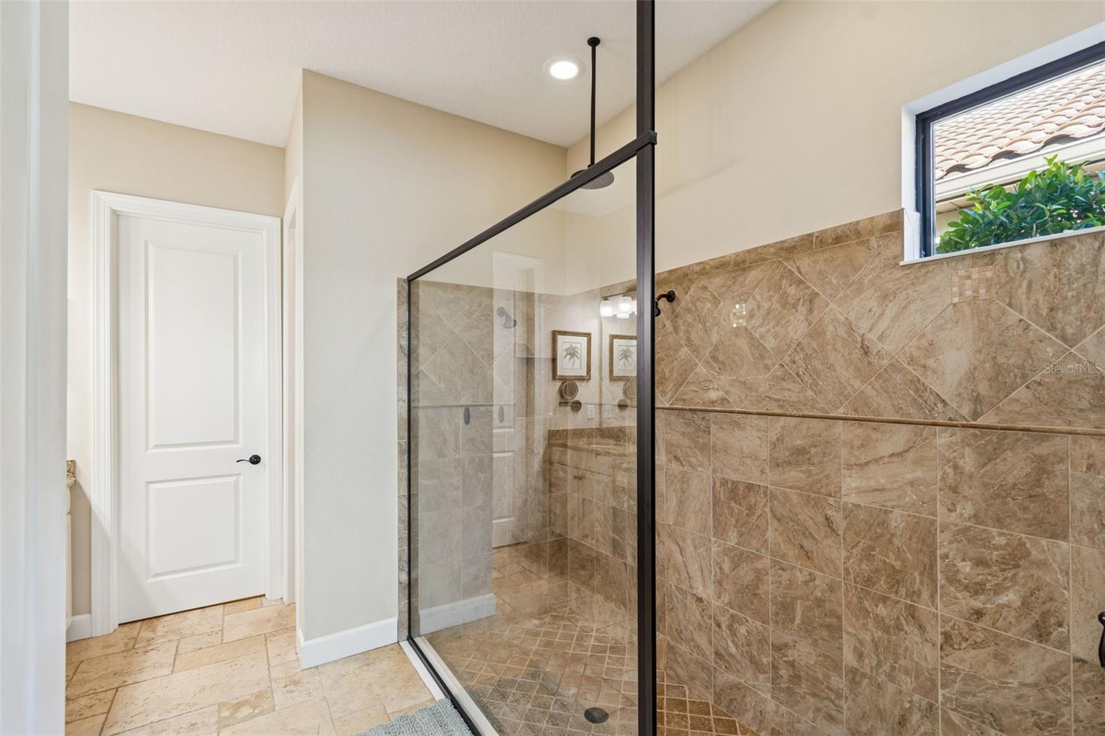 Image 46 of 76 For 8551 Grand Alberato Road