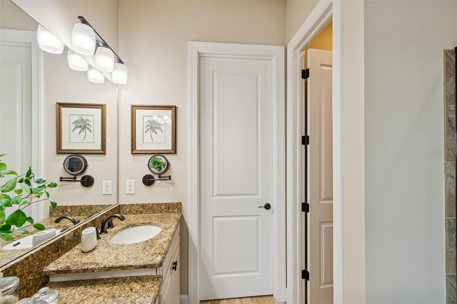 Image 47 of 76 For 8551 Grand Alberato Road